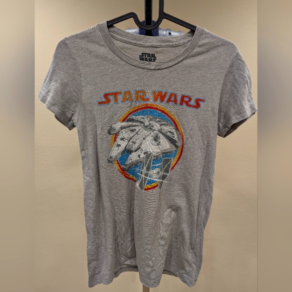 Star Wars Battleship Millennium Falcon Toe Fighter T-Shirt Heather Gray Men's XS